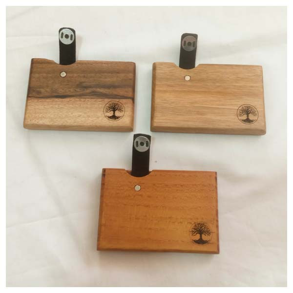 جاکارتی مدل چوبی