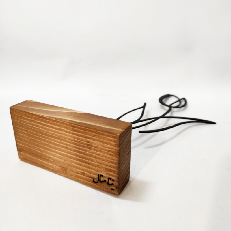 تندیس نیتا متال طرح گل لاله