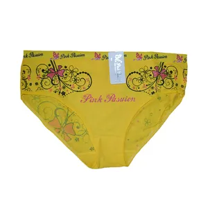 شورت زنانه مدل CCP120