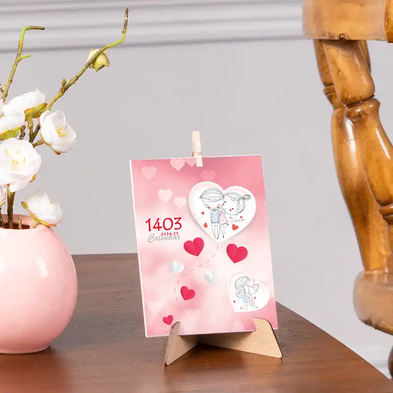 تقویم رومیزی سال 1403 طرح نقاشی مدل پایه چوبی کد S01