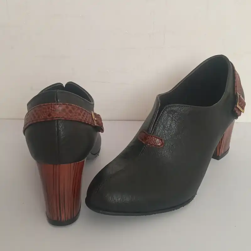 کفش زنانه مدل چوبی