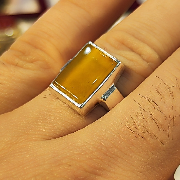 انگشتر نقره مردانه مدل سنگ عقیق با حرز امام جواد علیه السلام کد 44