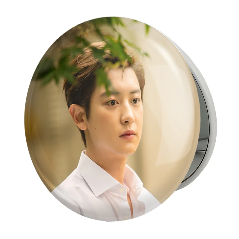 آینه جیبی خندالو طرح پارک چانیول گروه اکسو EXO مدل تاشو کد 13323 