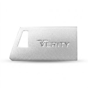 فلش مموری وریتی مدل V822 ظرفیت 32 گیگابایت، بدنه فلزی مقاوم در برابر ضربه و خش، سازگار با ویندوز و مک، رابط USB2.0، همراه با حلقه و قلاب فلزی حمل آسان