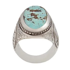 انگشتر نقره مردانه بازرگانی میلادی مدل سنگ فیروزه طبیعی نیشابور رکاب دست ساز سیاه قلم کد AM_1807