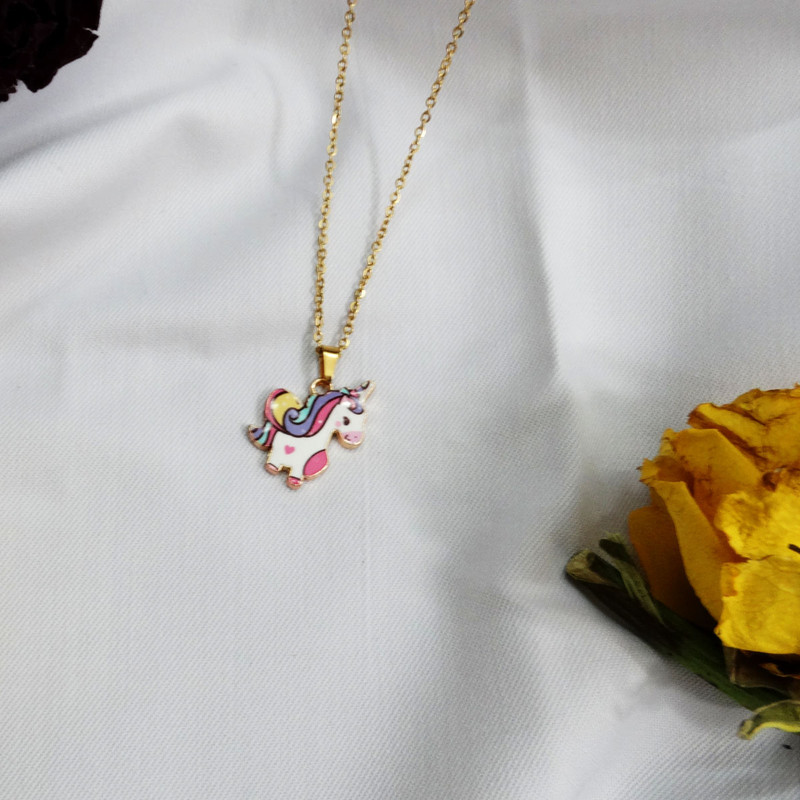 گردنبند دخترانه مدل اسب تک شاخ زیبا کد GZ-Beh-39