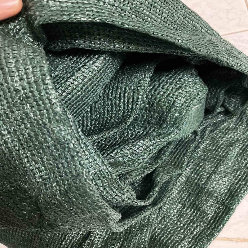 توری شید گلخانه مدل ضدآفتاب گلخانه کد 80 طول 5.6 متر