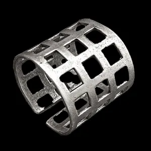 انگشتر زنانه مدل مشبک کد MO-21