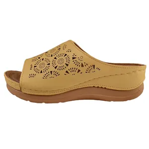 دمپایی زنانه رایکا طب کد701018