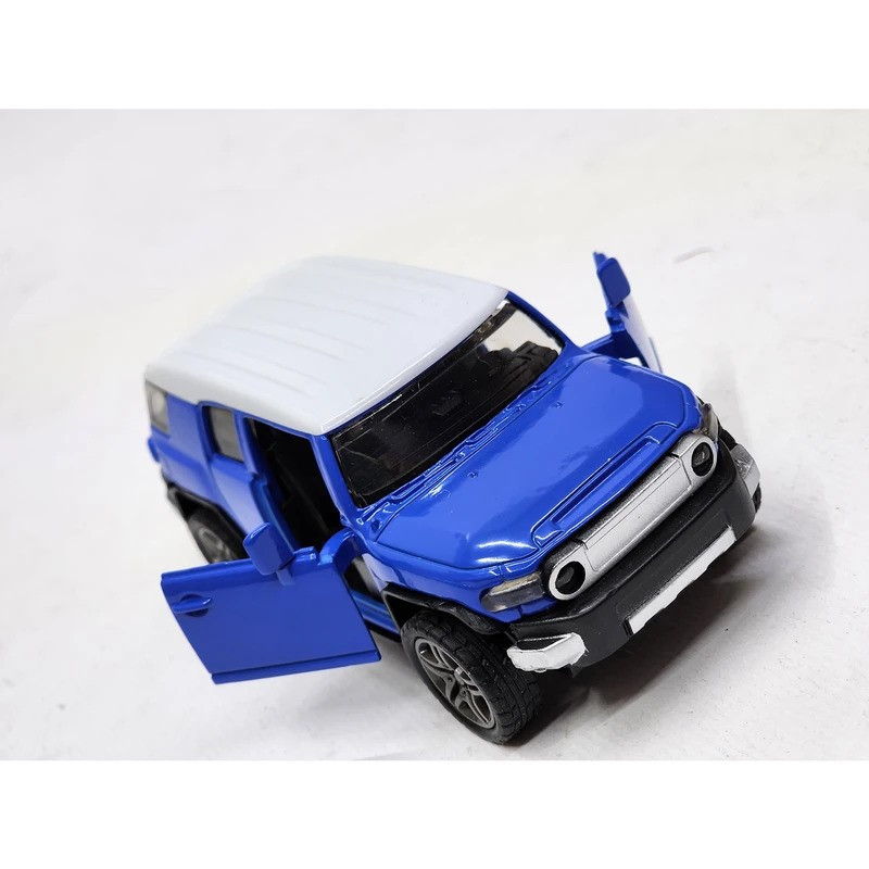 ماشین بازی مدل FJ Cruiser