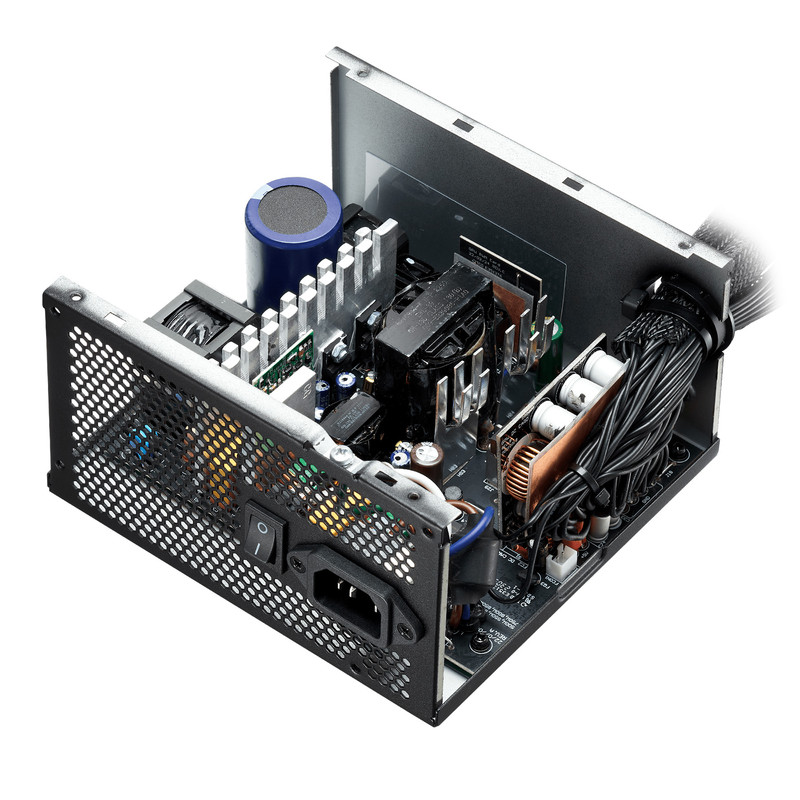 منبع تغذیه کامپیوتر 750 وات ای دیتا ایکس پی جی مدل KYBER 750W