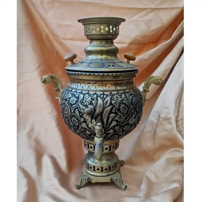 سرویس سماور ذغالی 5 پارچه برنجی مدل یلدایی