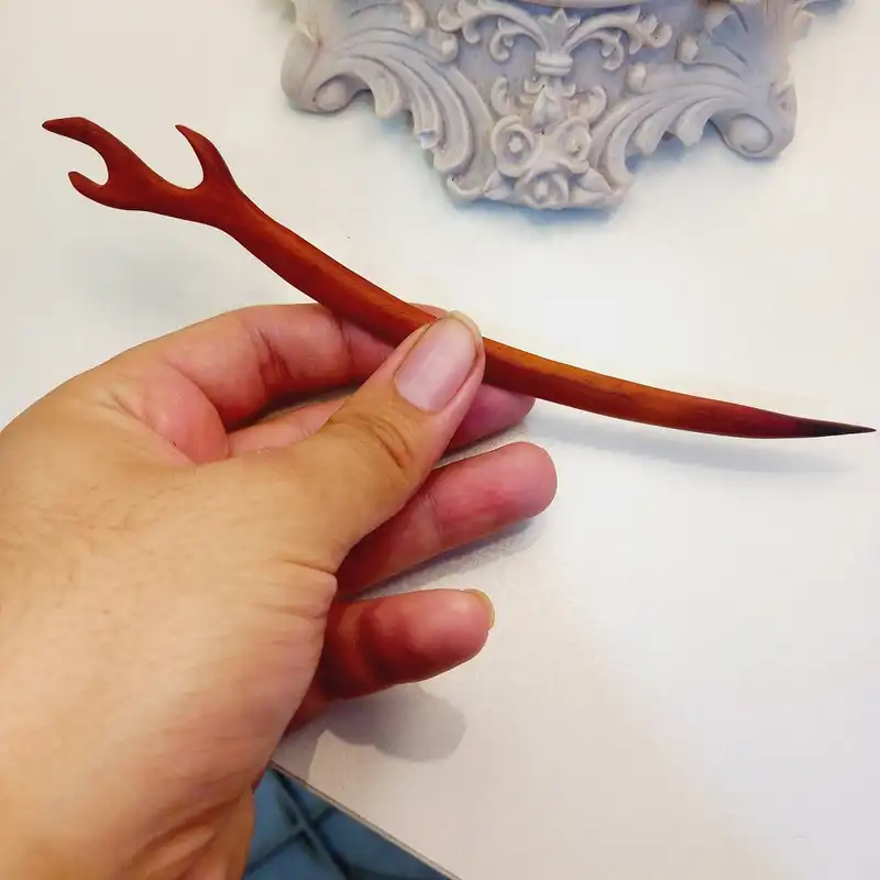 گیره مو زنانه مدل کانزاشی پین مو چوبی دستساز طرح best3