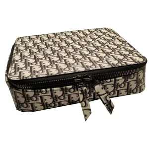 کیف عینک مدل B100.DW