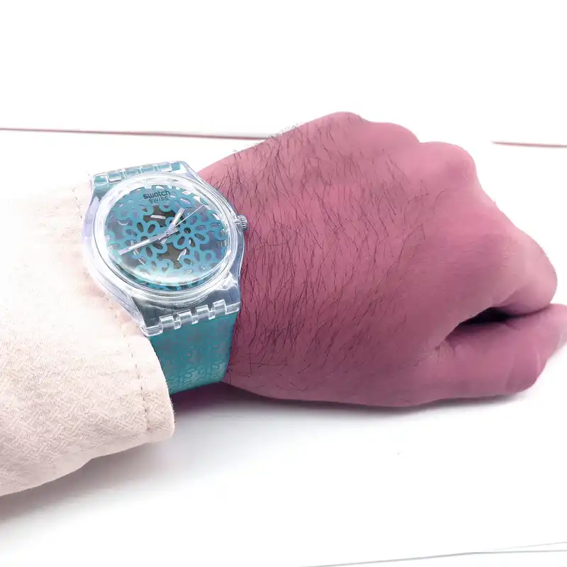 ساعت مچی عقربه ای مدل سوارز کد sabz639