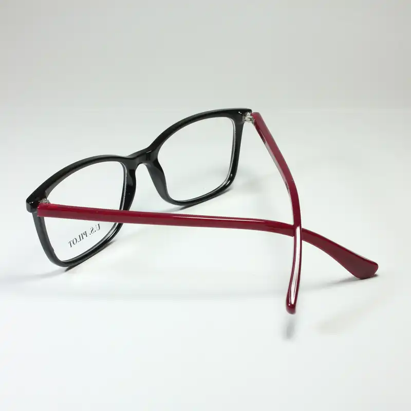 فریم عینک طبی یو اس پیلوت مدل 605