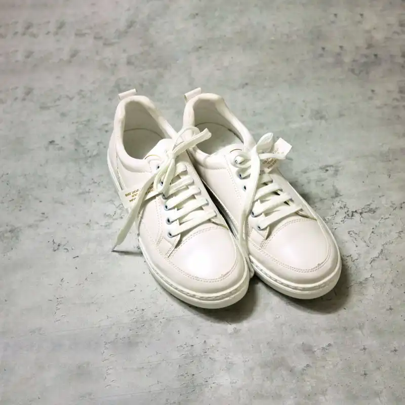 کفش روزمره زنانه مدل لاما کلاسیک