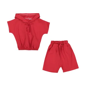 ست تی شرت کلاهدار آستین کوتاه و شلوارک دخترانه مدل 01 رنگ قرمز