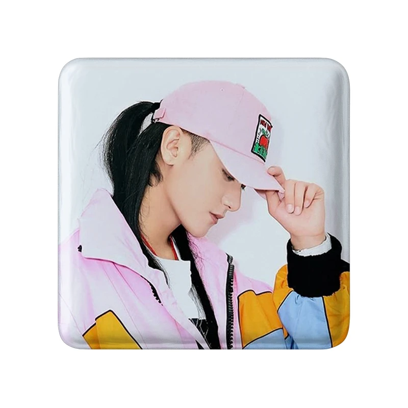 مگنت خندالو مدل تائو گروه اکسو EXO کد 13548
