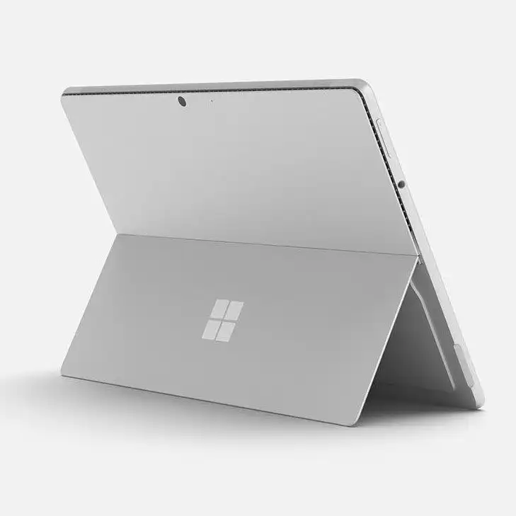 تبلت مایکروسافت مدل Surface Pro 8 LTE ظرفیت 256 گیگابایت و رم 16 گیگابایت به همراه کیبورد Black Type Cover Signature Keyboard
