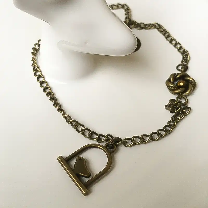 پابند زنانه مدل مرداد