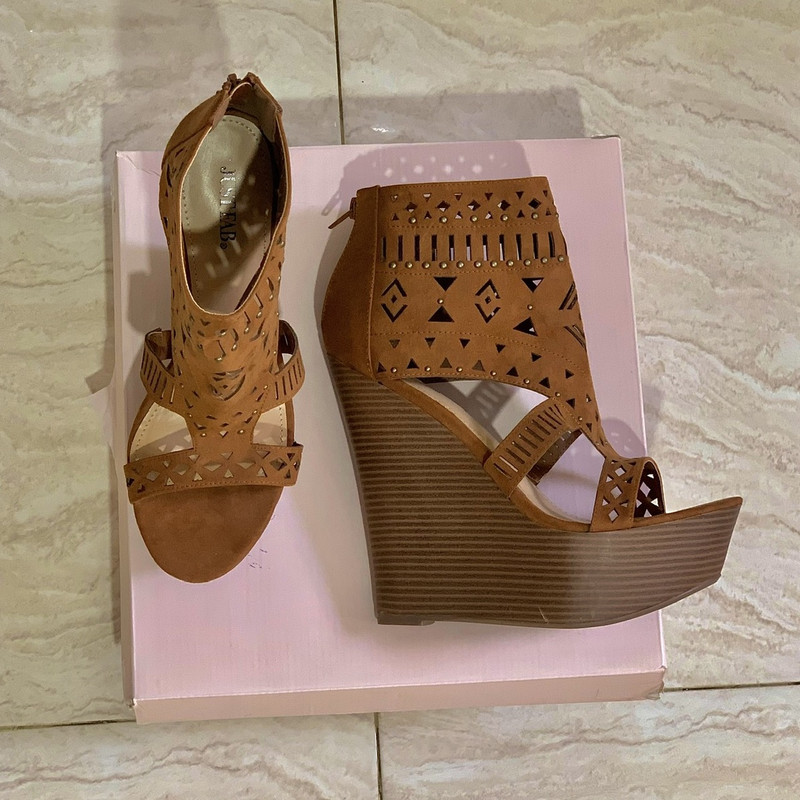 صندل زنانه جاست فاب مدل B-302