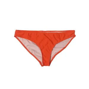 شورت زنانه اویاندا مدل ساده