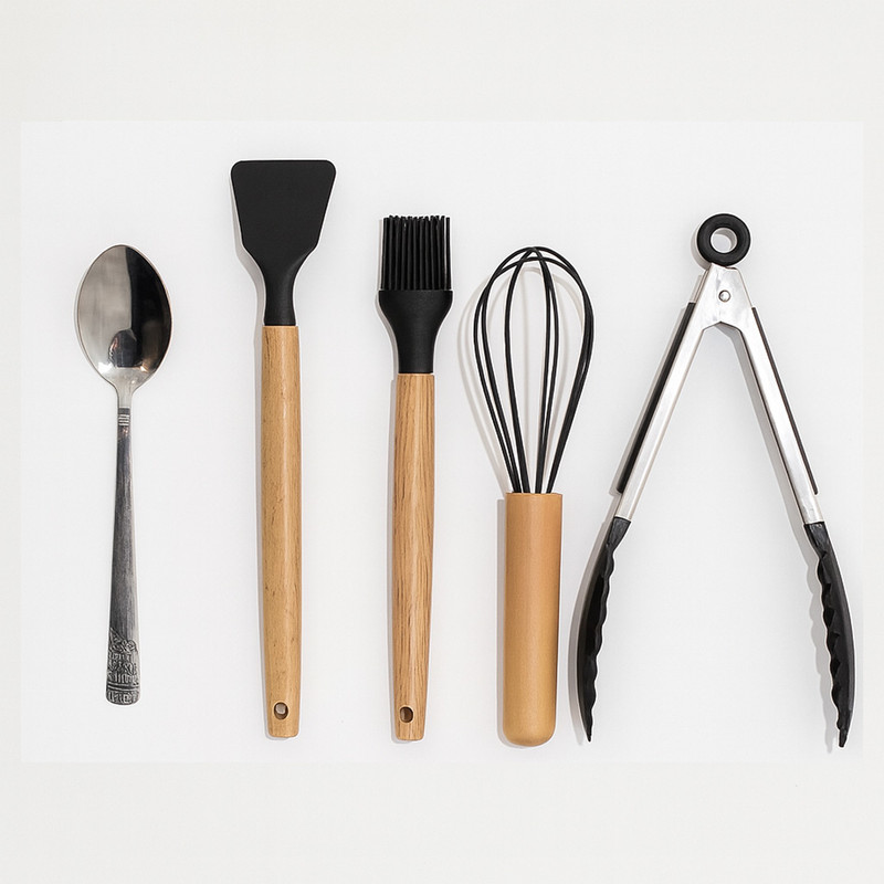 سرویس کفگیر و ملاقه سیلیکون و چوبی 12 پارچه مدل سایه