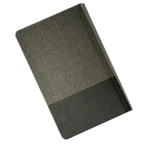 سررسید رقعی سال 1404 مدل چرم ترمو