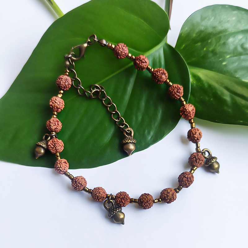 پابند زنانه مدل فندق