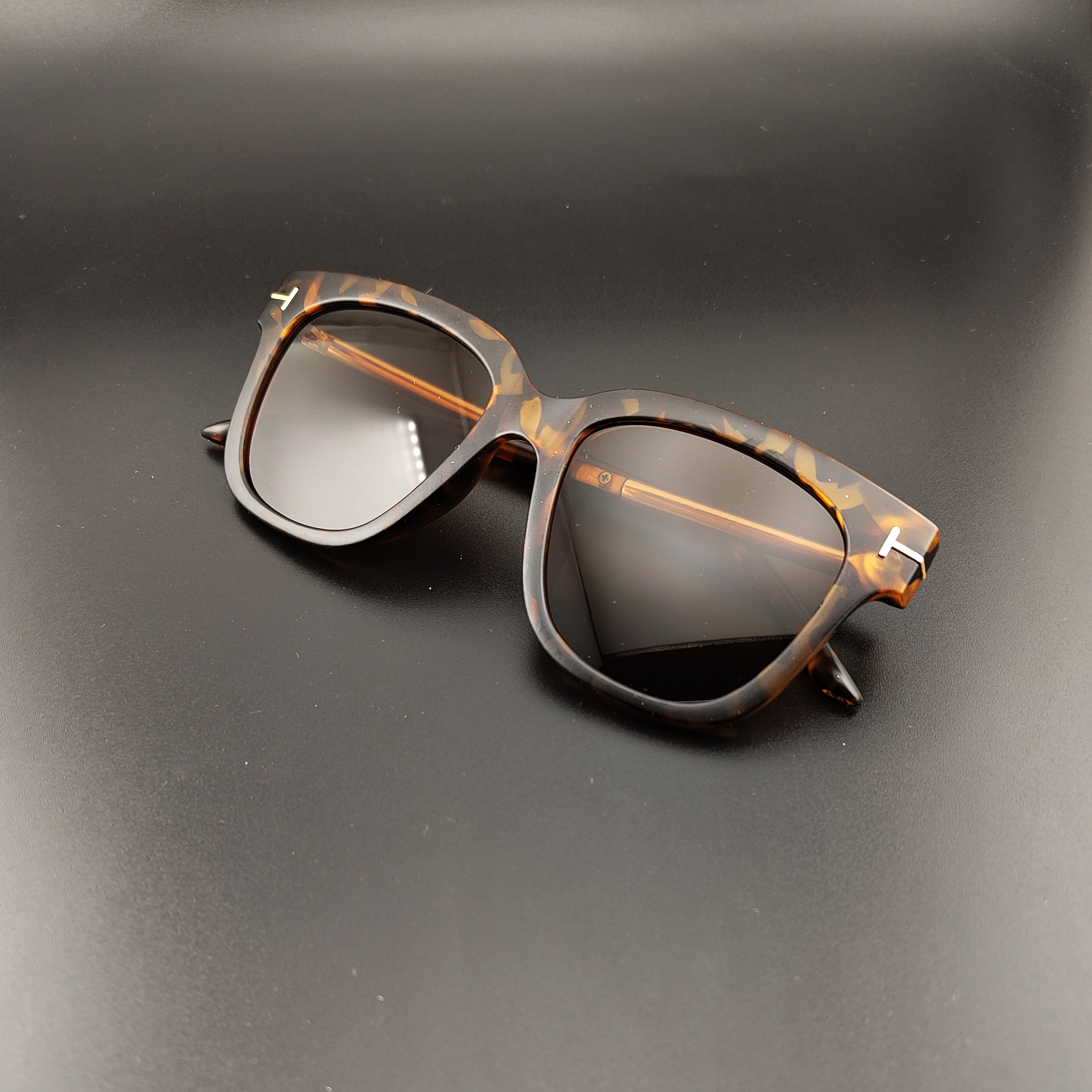 عینک آفتابی مدل Z3232 Leo Pattern Metal