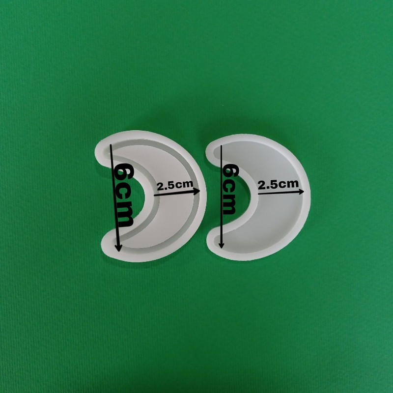 قالب رزین مدل جاکلیدی آکواریومی طرح ماه بسته 2 عددی