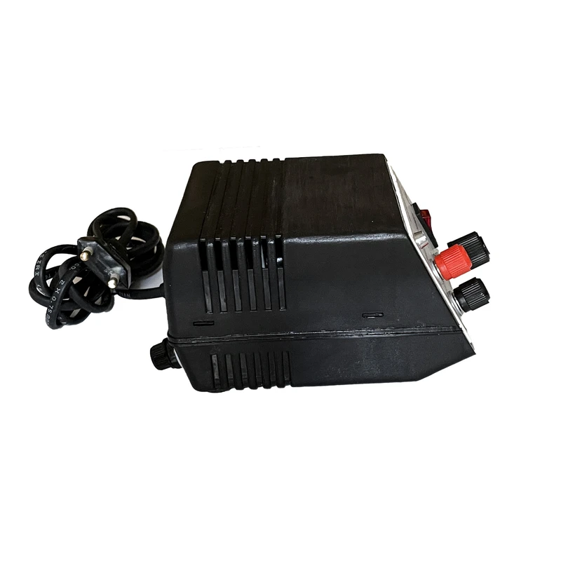 عکس شماره 4 : آداپتور متغیر 3 تا 12 ولت 1.5 آمپر آندرومدا مدل ps-kv021