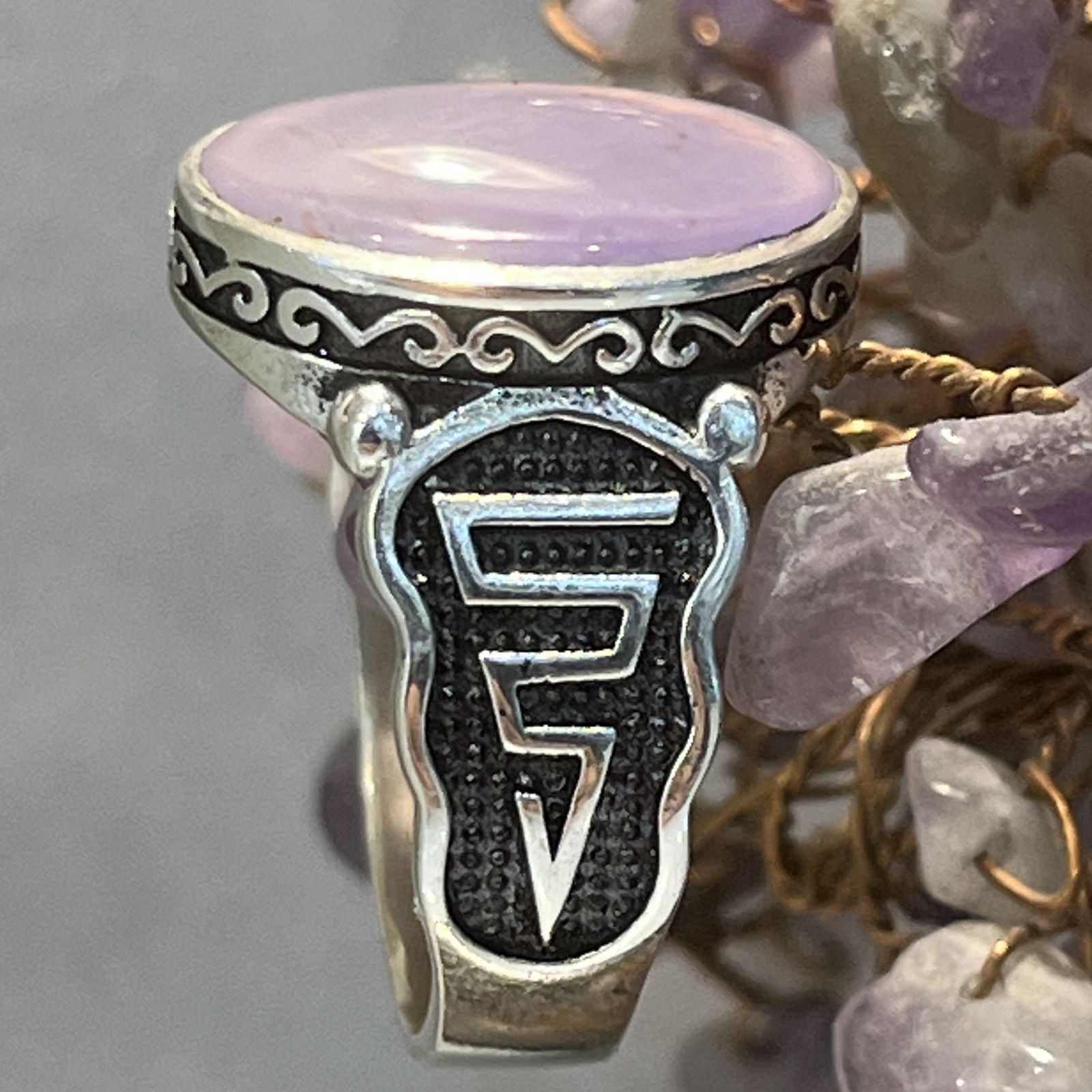 انگشتر نقره مردانه مدل سیاه قلم دستساز مزین به عقیق یمنی کبود 43-24 - - 7