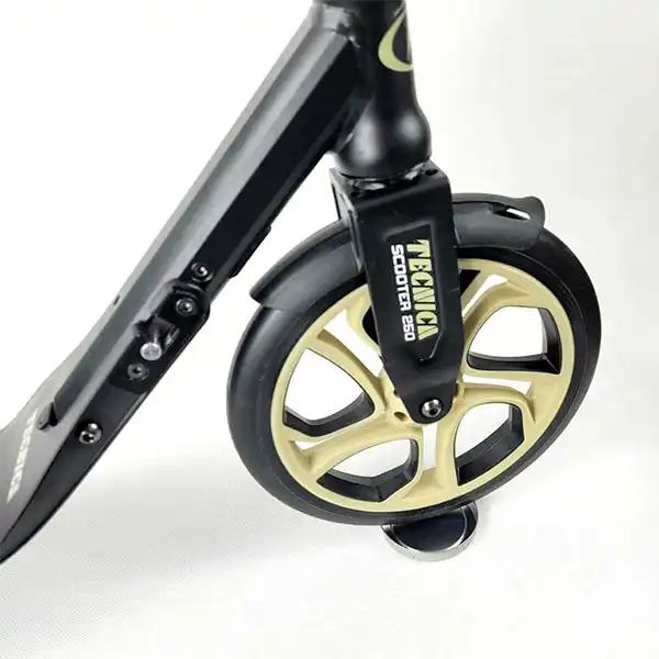 اسکوتر مدل TECNICA S250