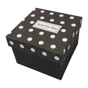 جعبه هدیه طرح خالخالی مدل JUST FOR YOU کد 99