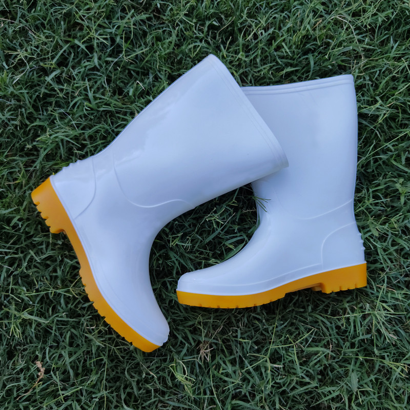 چکمه ایمنی مدل ممتاز