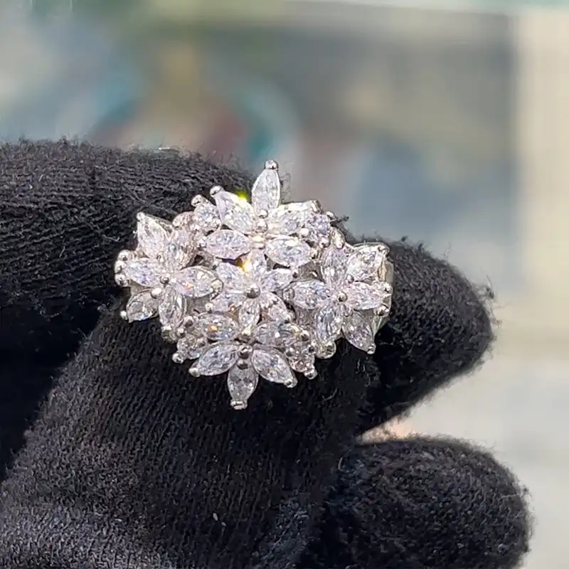 انگشتر نقره زنانه مدل جواهری اتریشی 30234-32