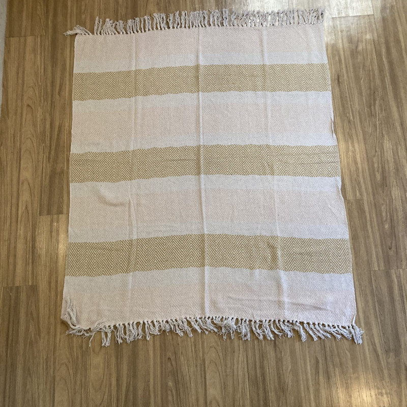 شال مبل مدل لارا سایز 120×135 سانتی متر شال مبل مدل لارا سایز 120×135 سانتی متر