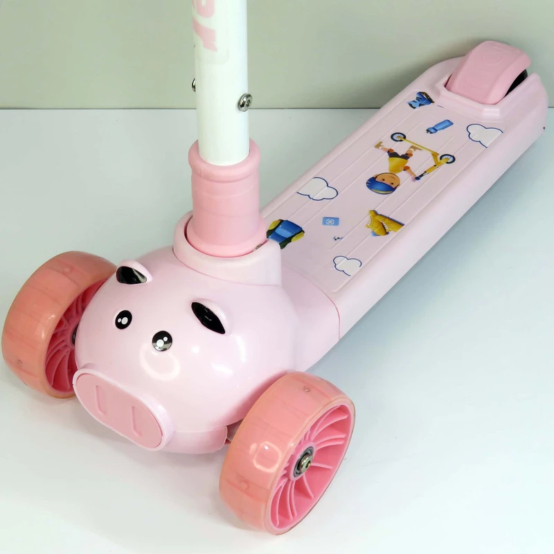 عکس شماره 4 : اسکوتر مدل خوک مهربان کد 1508