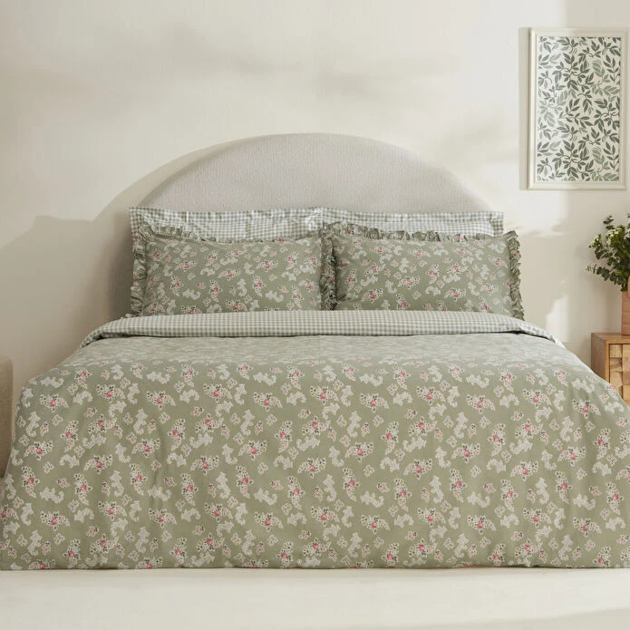 سرویس روتختی 2 نفر 4 تکه کاراجا هوم مدل Carlo