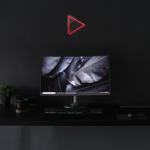 چراغ دیواری نئون دیزاین طرح Play_RD