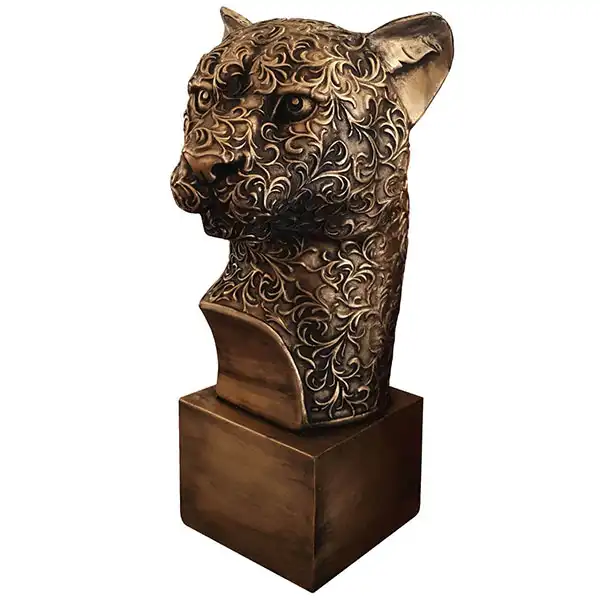 مجسمه مدل یوزپلنگ