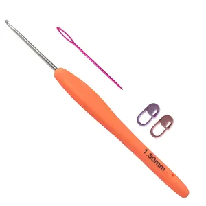 قلاب بافتنی مدل ZHL-1.5 کد 1.5 به همراه سنجاق نشانه گذار بافتنی و سوزن دوخت کاموا مجموعه 4 عددی
