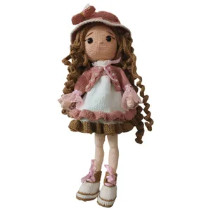 عروسک بافتنی مدل رزالین