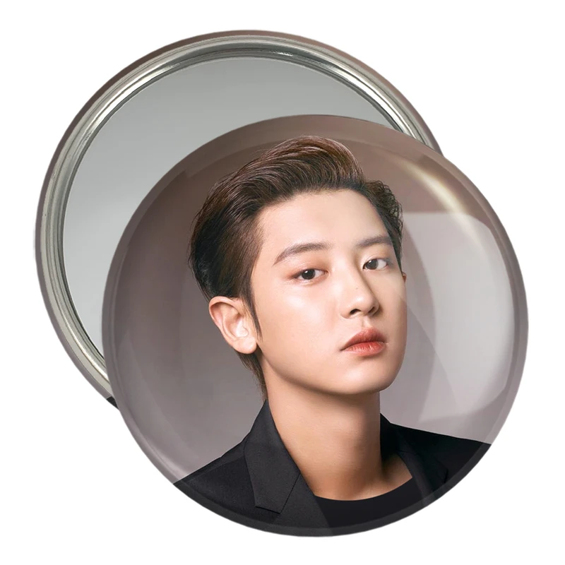 آینه جیبی خندالو مدل چانیول گروه اکسو EXO  کد 16792