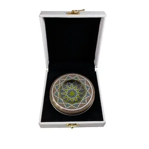 ظرف زعفران مدل چرم لادن