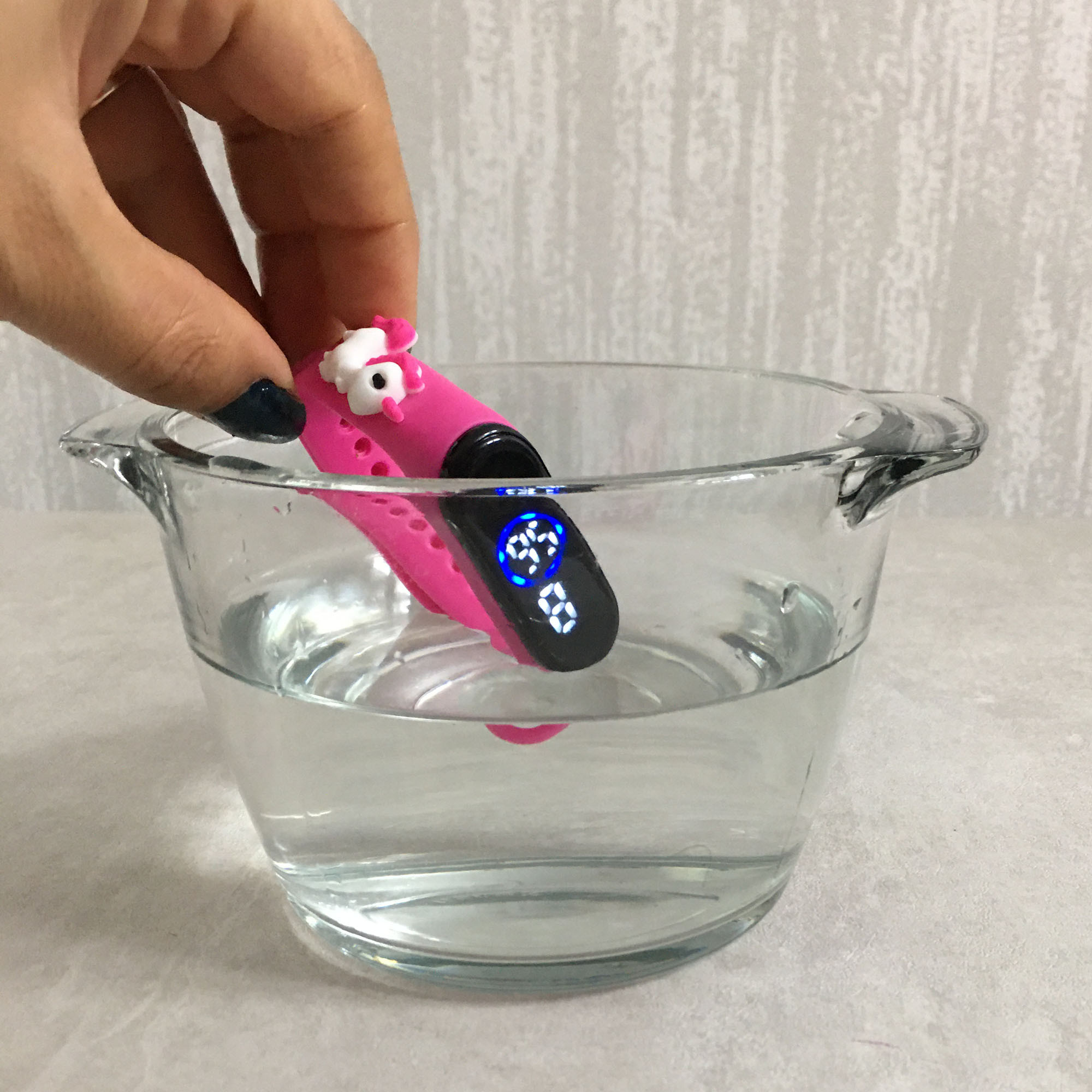 ساعت مچی دیجیتال دخترانه مدل ضد آب سیلیکونی  یونیکورن  کد W  U PER 4