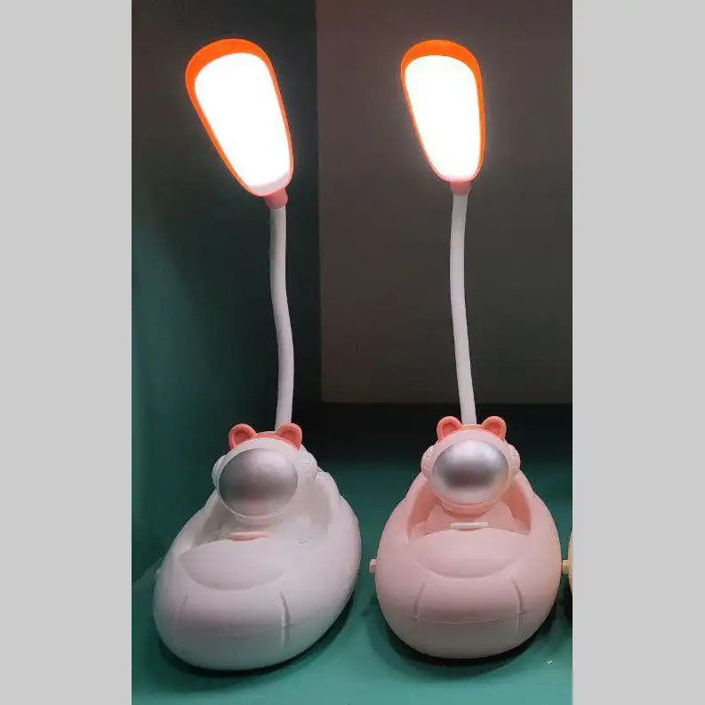 چراغ مطالعه مدل فضانورد و سفینه کد 01