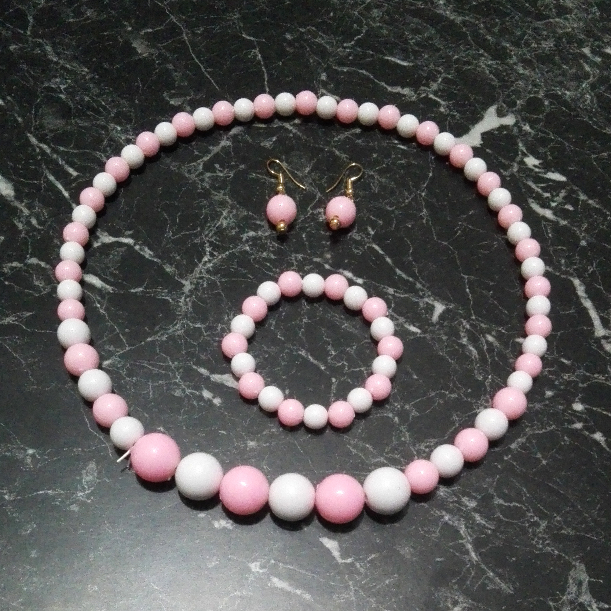 نیم ست دخترانه مدل مروارید کشی آبنباتی کد 201 نیم ست دخترانه مدل مروارید کشی آبنباتی کد 201